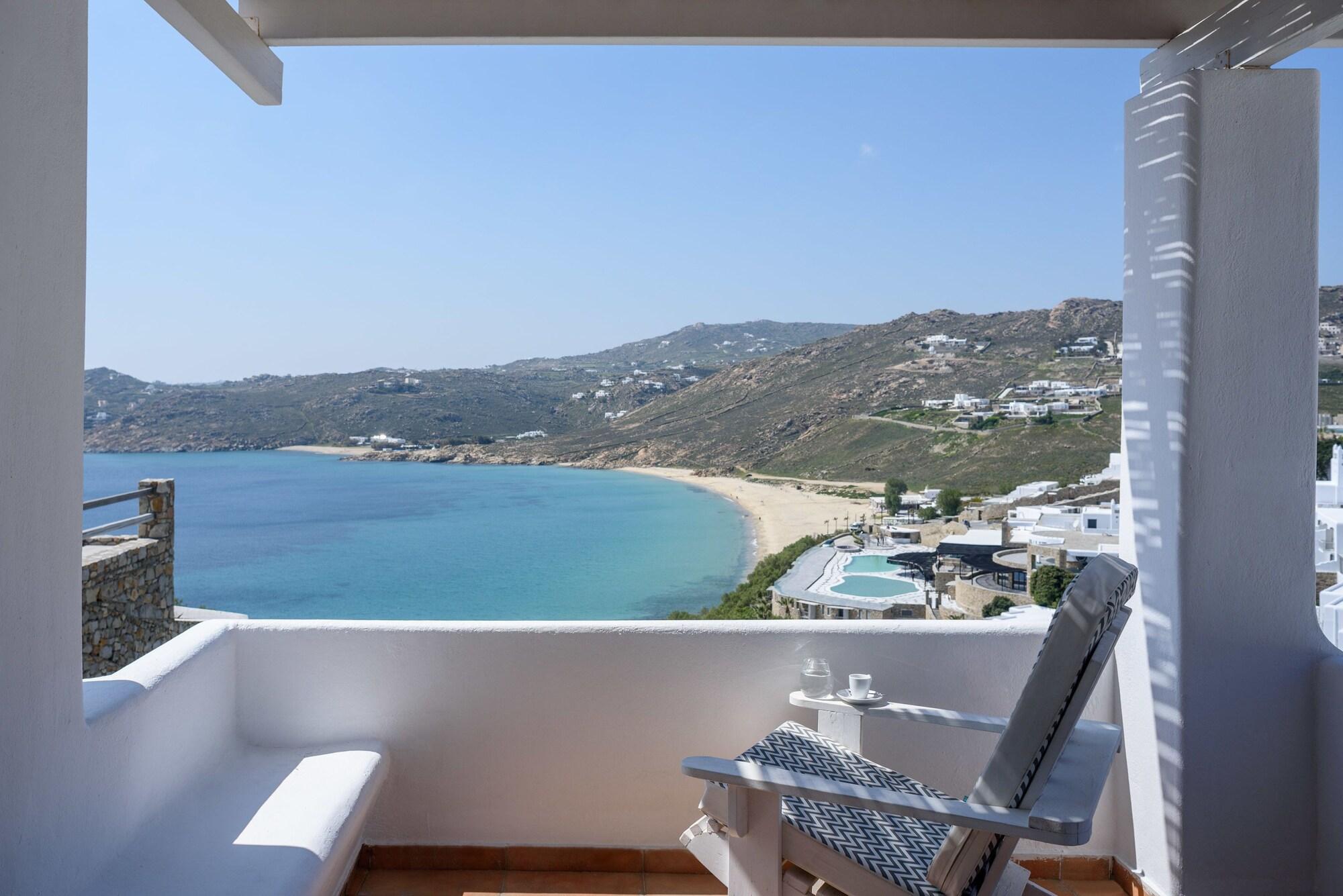 Cova Mykonos Elia (Mykonos)