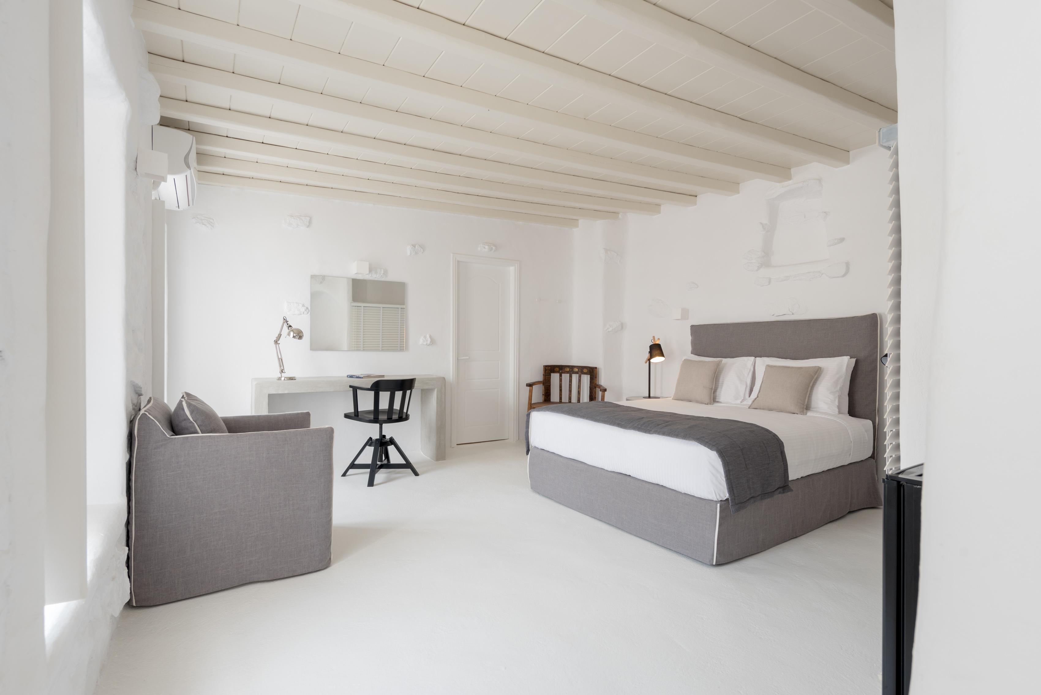 Cova Mykonos Aparthotel