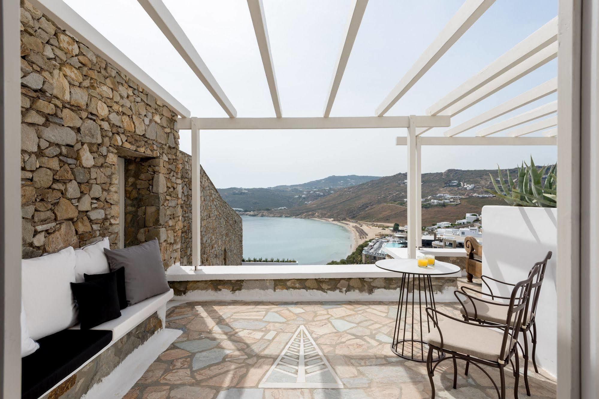 Cova Mykonos 4*